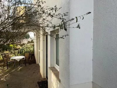 Ein Garten an der Unterkunft Ferienwohnung Daly