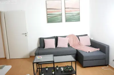 Ein Sitzbereich in der Unterkunft Pforzheim Schöne Wohnung