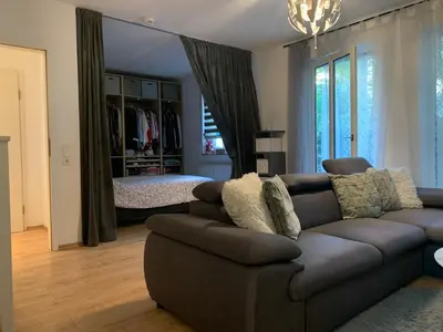 Ein Sitzbereich in der Unterkunft Helle schöne 1,5 Zimmer Wohnung