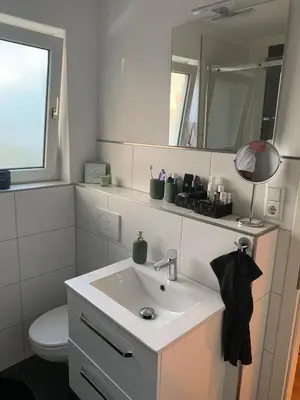 Ein Badezimmer in der Unterkunft Helle schöne 1,5 Zimmer Wohnung