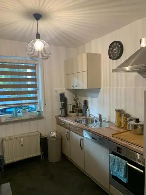 Küche/Küchenzeile in der Unterkunft Helle schöne 1,5 Zimmer Wohnung