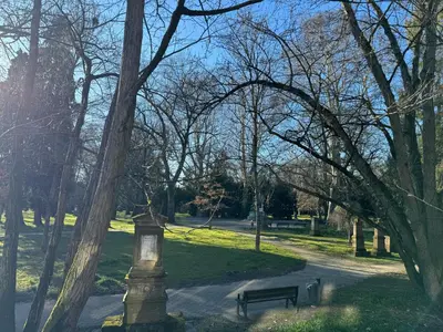 Ein Garten an der Unterkunft Urban Suites HBN