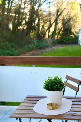 Ein Garten an der Unterkunft DEM Apartment