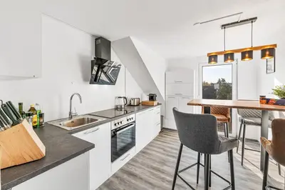 Küche/Küchenzeile in der Unterkunft Zentral - 4 Schlafzimmer - Küche - Waschmaschine