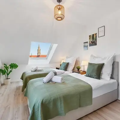Zentral - 4 Schlafzimmer - Küche - Waschmaschine