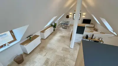 TV/Unterhaltungsangebot in der Unterkunft Design Penthouse im Schlossareal Deidesheim