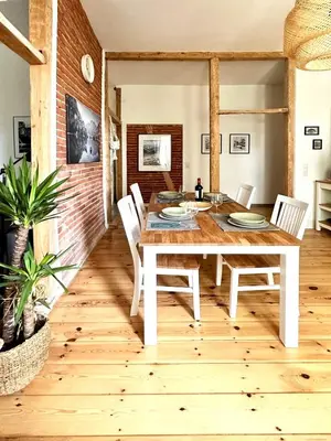 Grundriss der Unterkunft COZEE - Comfy 3-room Apartment with Netflix