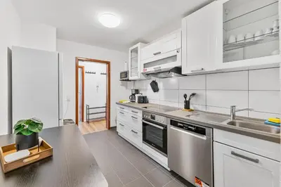 Küche/Küchenzeile in der Unterkunft DZ01 Große Wohnung für Monteure und Teams