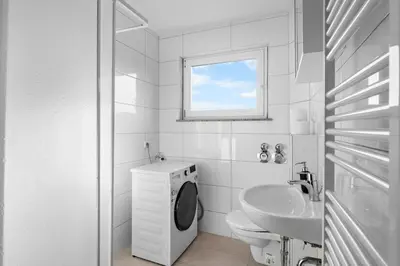 Ein Badezimmer in der Unterkunft BA01 Moderne Wohnung in Flörsheim