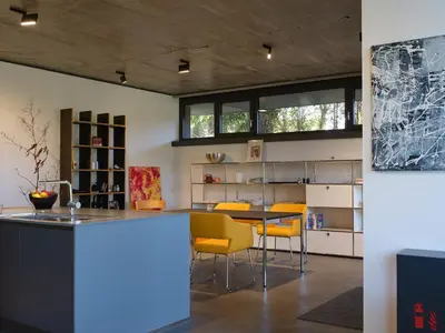 Ein Sitzbereich in der Unterkunft Architektenhaus Hello in Erbach mit High End Interieur zentral aber ruhig