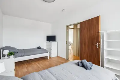 Ein Bett oder Betten in einem Zimmer der Unterkunft MONTEUR - Unterkunft für bis zu 4 Personen in 65462 Ginsheim-Gustavsburg - GG14