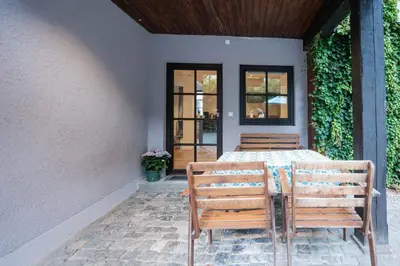 Ein Patio oder anderer Außenbereich in der Unterkunft FREYZEIT Apartments Speyer