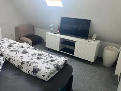 TV/Unterhaltungsangebot in der Unterkunft Tukhin's Residency - Studio Apartment & Deluxe 4 room Apartment