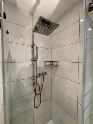 Ein Badezimmer in der Unterkunft Holiday Apartment in Mörfelden-Walldorf