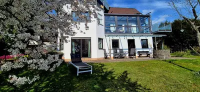 Ein Garten an der Unterkunft Ferienwohnung Odenwaldliebe