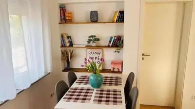 Die Bibliothek in der Ferienwohnung