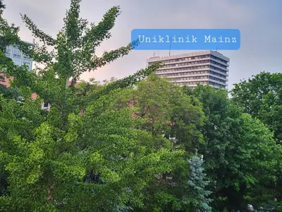 Das Gebäude in dem sich das Privatzimmer befindet