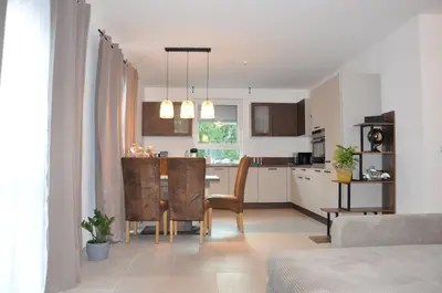 Küche/Küchenzeile in der Unterkunft Modernes Apartment in B'heim 1 OG WG3