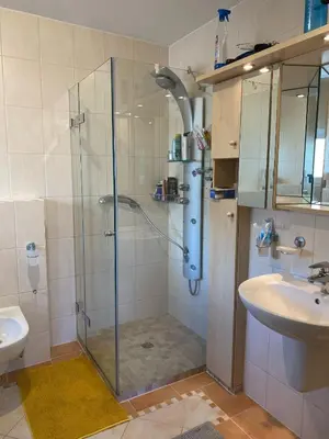 Ein Badezimmer in der Unterkunft Schönes Privatzimmer an der Universitätsklinik Mainz
