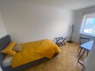 Ein Sitzbereich in der Unterkunft Bienensuite