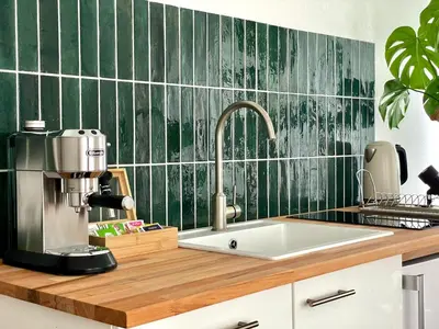 Küche/Küchenzeile in der Unterkunft Luxuriöse, 3 - Schlafzimmer Ferienwohnung mit Tiefgarage & Balkon