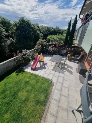 Ein Garten an der Unterkunft Herzstück in Reilingen 100m2 Ferienwohnung