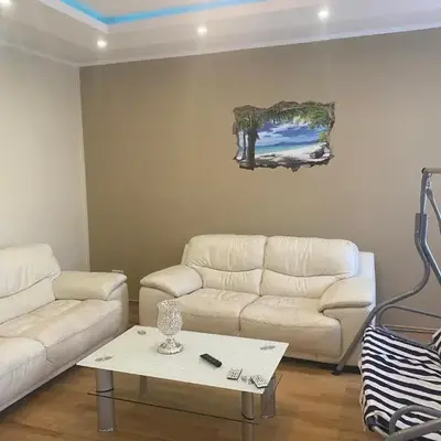 Zentrale 4 Zimmerwohnung mit kostenlosem Stellplatz