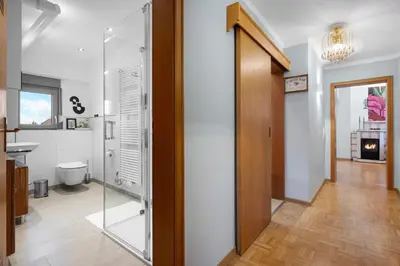 Ein Badezimmer in der Unterkunft The Elegant