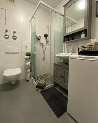Ein Badezimmer in der Unterkunft Wohnung für bis zu 5 Gäste in Hockenheim, Nähe Walldorf, Speyer, Mannheim, Heidelberg, Ludwigshafen