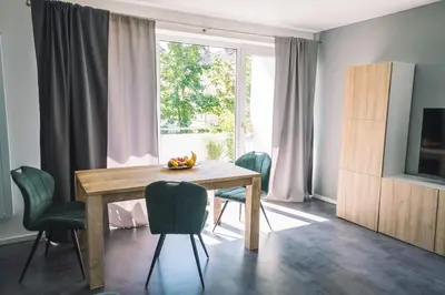 TV/Unterhaltungsangebot in der Unterkunft Vintage Apartment Schwetzingen - 2 Zimmer - Küche, Bad & Balkon