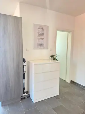 Grundriss der Unterkunft Balkonliebe Karlsruhe - Waschmaschine, Stellplatz, Balkon, Regendusche