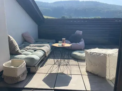 Ein allgemeiner Bergblick oder ein Berglick von der Ferienwohnung aus