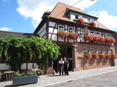 Das Gebäude in dem sich das Hotel befindet