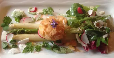 Essen im Hotel oder in der Nähe
