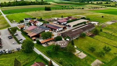 Das Gebäude in dem sich die Ferienwohnung befindet