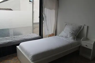 Ein Bett oder Betten in einem Zimmer der Unterkunft Ruhiger Landhaus-Charme mit Top-Anbindung