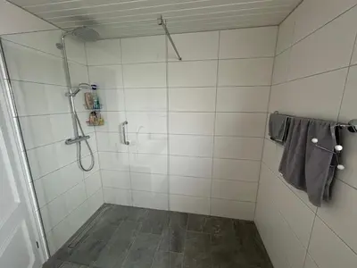 Ein Badezimmer in der Unterkunft Wohnung M voll möbliert