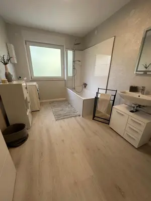 Ein Sitzbereich in der Unterkunft Waldzeit XL Apartment Natur und Self Check-in