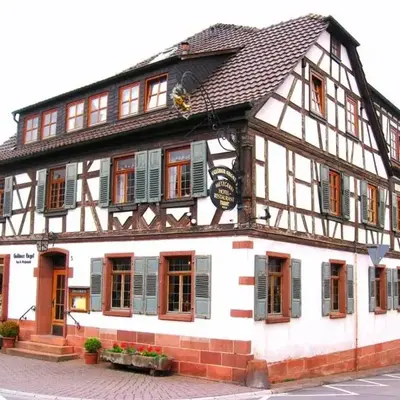 Goldner Engel