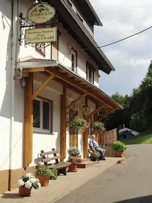 Das Gebäude in dem sich das Hotel befindet