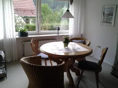 Ein Sitzbereich in der Unterkunft Ferienwohnung Christa Hahn
