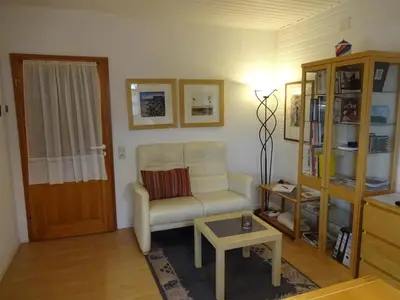 Ein Sitzbereich in der Unterkunft Ferienwohnung Am Odenwaldlimes