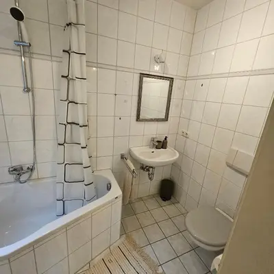 Ein Badezimmer in der Unterkunft Komplette Ferienwohnung für bis zu 4 Personen