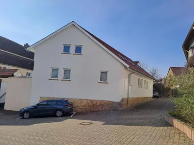Das Gebäude in dem sich die Ferienwohnung befindet