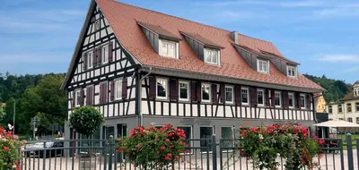 Das Gebäude in dem sich die Ferienwohnung befindet