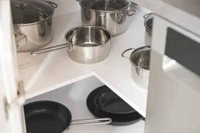 Küche/Küchenzeile in der Unterkunft PF03 Innenstadt Apartment für Monteure und Teams - NEU Monteurunterkünfte in Pforzheim - LS CrewComfort auch für weitere Unterkünfte