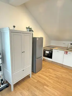 Küche/Küchenzeile in der Unterkunft Modern Flat Karlsruhe - Waschmaschine, Fußbodenheizung, Regendusche