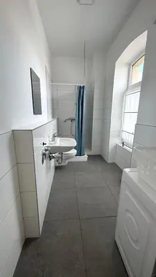 Ein Badezimmer in der Unterkunft Böhl Station Appartments
