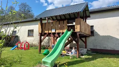 Ein Kinderspielbereich in der Unterkunft Ferienwohnung Zur Hofreite Fewo 5