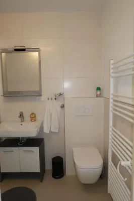 Ein Badezimmer in der Unterkunft Monteurwohnung L6 - Apartment 09